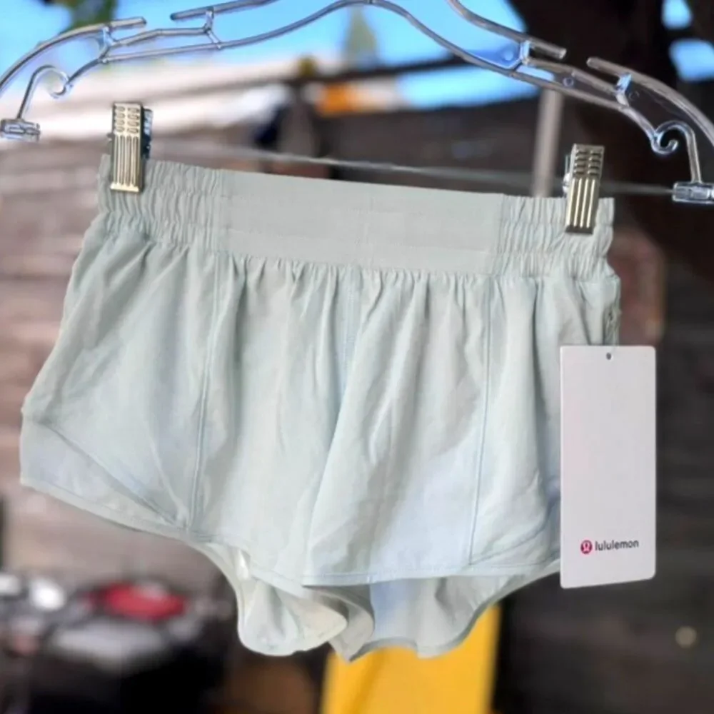 NWT Lululemon Ocean Air Hotty Hot Low Rise Short 2.5